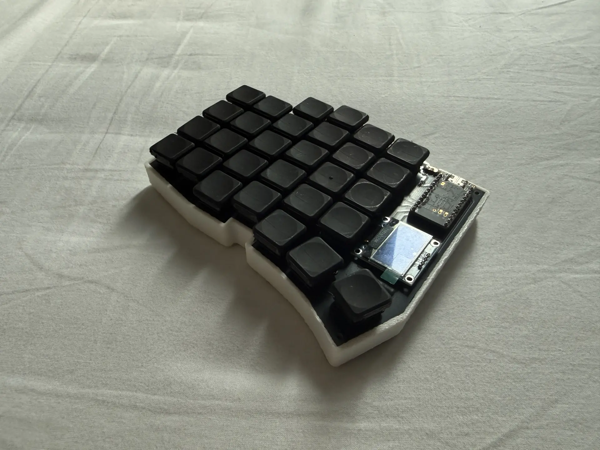 Ergonomic — Split Mechanical Keyboard